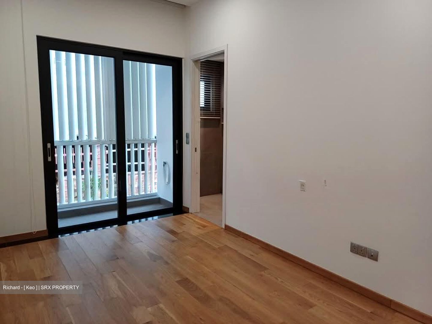 Charlton Park (D19), Terrace #575112121